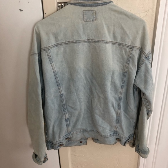 Light jean jacket - Picture 2 of 2